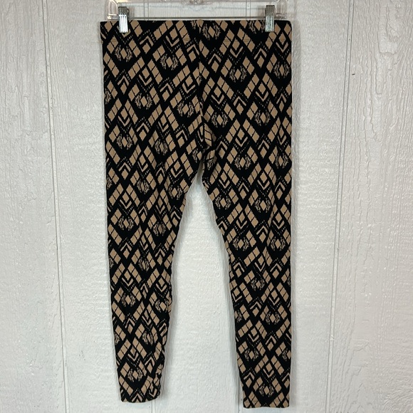 NEW Riley & James Geometric Patterned Leggings - Picture 4 of 4
